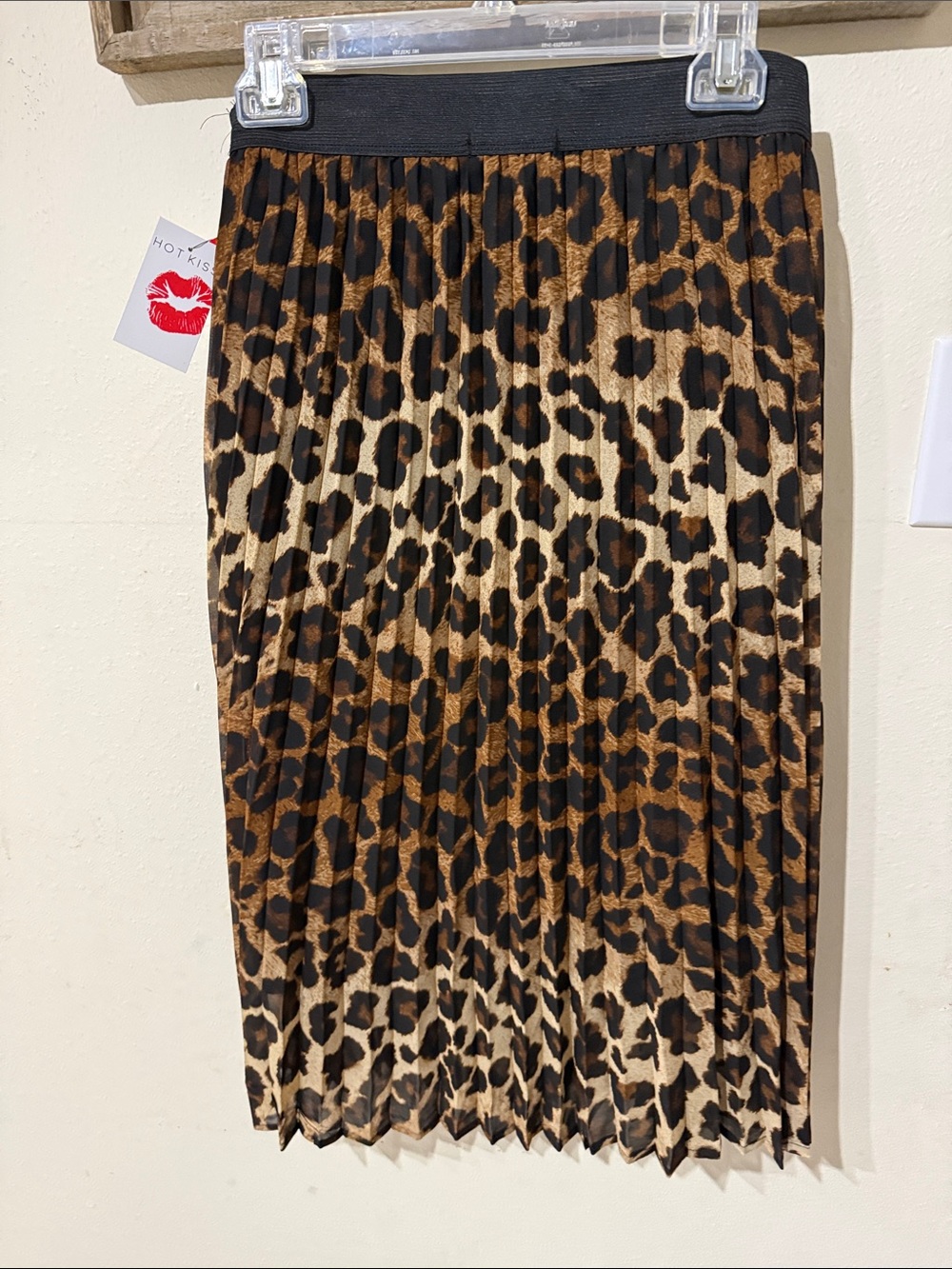 Hot Kiss Leopard Print Pleated Midi Skirt - Brown & Black - Picture 5 of 6